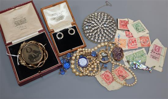 Mixed items including costume jewellery, stamps, yellow metal ring, Victorian brooch and 1970 Great Britain coinage set.